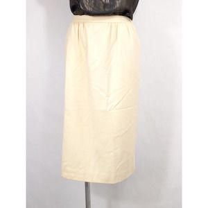 Vtg Pendleton knee length wool skirt cream